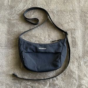 Lululemon Sling Crossbody Bag 2L Black